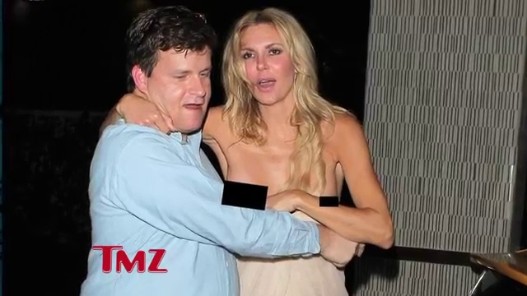 Videogram Really Drunk Brandi Glanville Has Wardrobe Malfunction