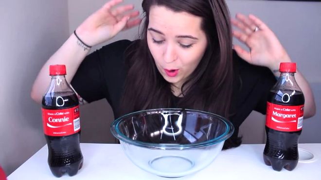 Videogram Beauty Hacks Fail Or Holy Grail Coca Cola Hair - skin de coca cola roblox